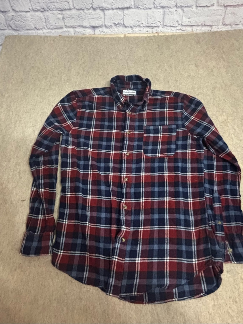 Standard Fit Men's Red & Navy Plaid Flannel Shirt -